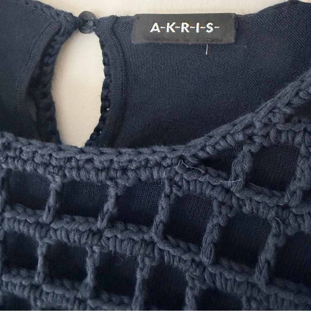 Akris Switzerland Open knit crochet short sleeve navy blue sweater Sz ? (S?) - Picture 4 of 8